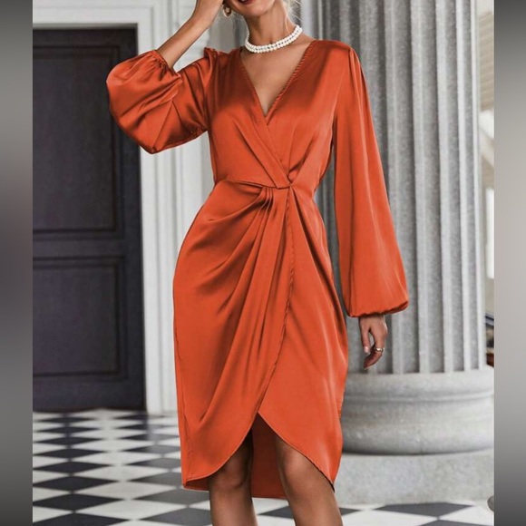 Luxe lantern sleeve wrap hem dress - Picture 10 of 16